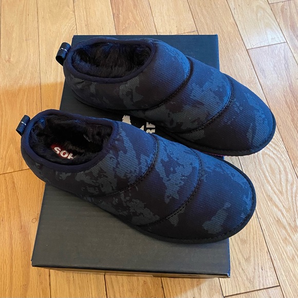 SOREL GO - BODEGA RUN SLIPPERS WOMEN'S -Size 9 - Picture 2 of 6